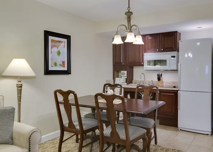 Bluegreen Vacations Patrick Henry Square, An Ascend Collection Resort